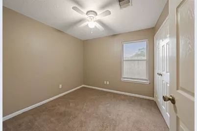 5401 Peacock Street, Houston, TX 77033 - Photo 12