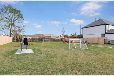 15627 Coneflower Hills Drive, Houston, TX 77090 - Photo 30