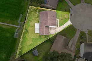 9602 Lawngate Dr, Houston, TX 77080 - Photo 22