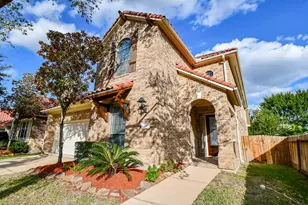 45 Cherry Hills Dr, Houston, TX 77064 - Photo 2