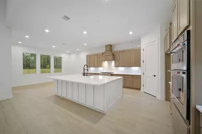 316 Louvenia Court, Pinehurst, TX 77362 - Photo 10