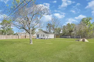 2113 Cemetery Rd, Santa Fe, TX 77517 - Photo 4