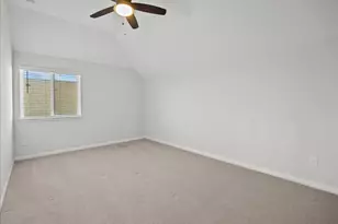 13814 Russell Ct Ct, Mont Belvieu, TX 77523 - Photo 34