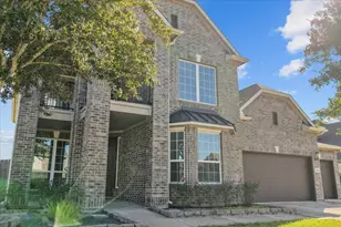 13814 Russell Ct Ct, Mont Belvieu, TX 77523 - Photo 2