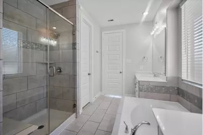 13814 Russell Court Court, Mont Belvieu, TX 77523 - Photo 26