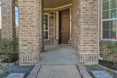 13814 Russell Court Court, Mont Belvieu, TX 77523 - Photo 4