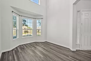 13814 Russell Ct Ct, Mont Belvieu, TX 77523 - Photo 8