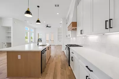 1607 W 25th Street, Houston, TX 77008 - Photo 6