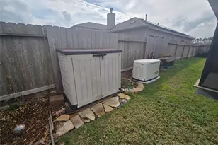 20232 Torrey Pines Ln, Cleveland, TX 77327 - Photo 28