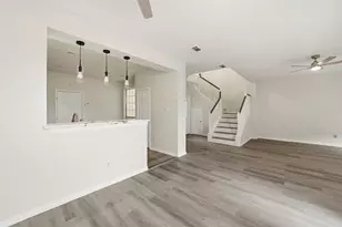 2110 Ridge Wood Ln, Sugar Land, TX 77479 - Photo 18