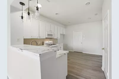 2110 Ridge Wood Lane, Sugar Land, TX 77479 - Photo 8