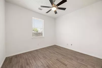 26867 Castlecliff Lane, Kingwood, TX 77339 - Photo 30