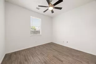 26867 Castlecliff Ln, Kingwood, TX 77339 - Photo 30