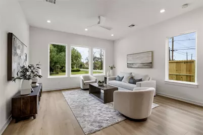 7532 La Salette St, Houston, TX 77021 - Photo 10