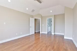 1743 French Village Dr, Houston, TX 77055 - Photo 18