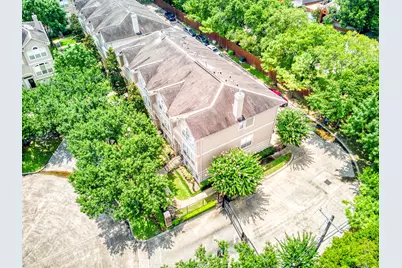 1743 French Village Drive, Houston, TX 77055 - Photo 46