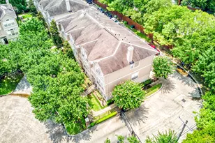 1743 French Village Dr, Houston, TX 77055 - Photo 46