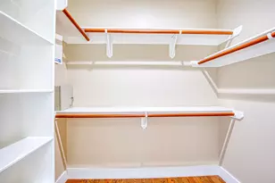 1743 French Village Dr, Houston, TX 77055 - Photo 22