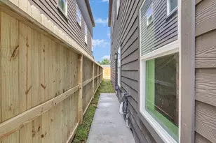 8306 De Priest, Houston, TX 77088 - Photo 26