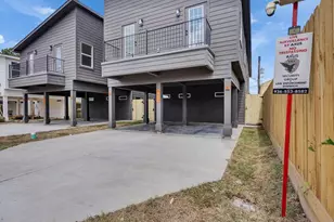8306 De Priest, Houston, TX 77088 - Photo 2