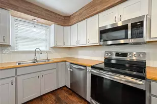 5208 Carmona Ln, Pearland, TX 77584 - Photo 8