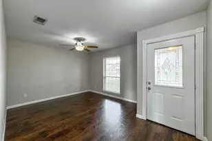 5208 Carmona Ln, Pearland, TX 77584 - Photo 12