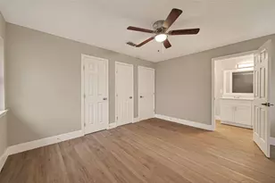 5833 Southlea St, Houston, TX 77033 - Photo 26
