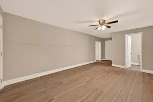 5833 Southlea St, Houston, TX 77033 - Photo 22