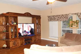 2931 Silver Landing Ln, Dickinson, TX 77539 - Photo 18