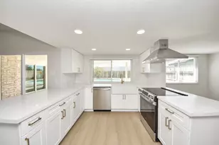 16207 Summer Wind Dr, Houston, TX 77090 - Photo 4