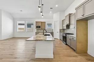 18060 Brennie Bird Ln, Conroe, TX 77302 - Photo 10