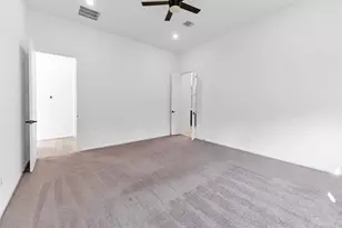 608 Cypress Bay Ln, Pinehurst, TX 77362 - Photo 36