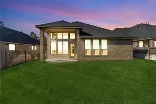 608 Cypress Bay Ln, Pinehurst, TX 77362 - Photo 4