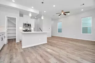 2349 Hoskins Dr, Houston, TX 77080 - Photo 8