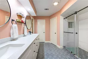 2258 Woodland Springs St, Houston, TX 77077 - Photo 16