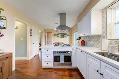 2258 Woodland Springs Street, Houston, TX 77077 - Photo 4