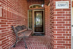 12807 Winding Manor Dr, Houston, TX 77044 - Photo 4