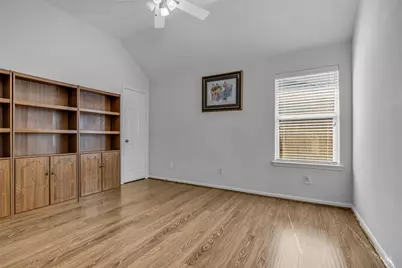 12807 Winding Manor Drive, Houston, TX 77044 - Photo 8