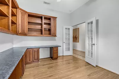 12807 Winding Manor Drive, Houston, TX 77044 - Photo 6