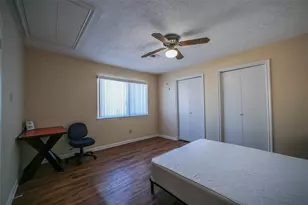 9511 Sharpcrest St, Houston, TX 77036 - Photo 12