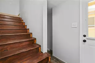 2507 37th St, Galveston, TX 77550 - Photo 14