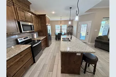 216 Shannon Street, Angleton, TX 77515 - Photo 6