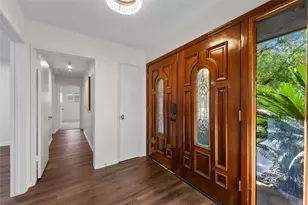 5830 Yarwell Dr, Houston, TX 77096 - Photo 6
