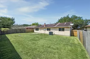 1922 Summer Pl Dr, Missouri City, TX 77489 - Photo 10