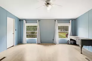 649 Private Rd 684, Dayton, TX 77535 - Photo 14