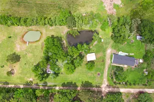 649 Private Rd 684, Dayton, TX 77535 - Photo 2