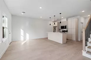 1031 North Ln, Houston, TX 77088 - Photo 12