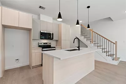 1031 North Lane #B, Houston, TX 77088 - Photo 6