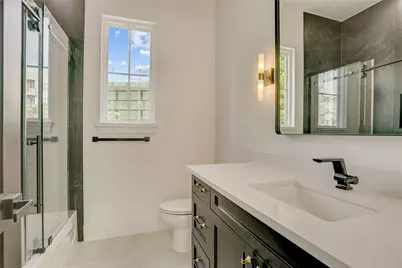 1911 Lauderdale Street, Houston, TX 77030 - Photo 16