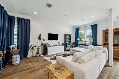 810 E 39th Street, Houston, TX 77022 - Photo 4